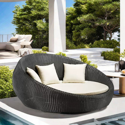 PE Rattan Waterproof Patio Daybed 70.87