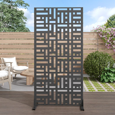 Metal Outdoor Privacy Screen by Lumioca
