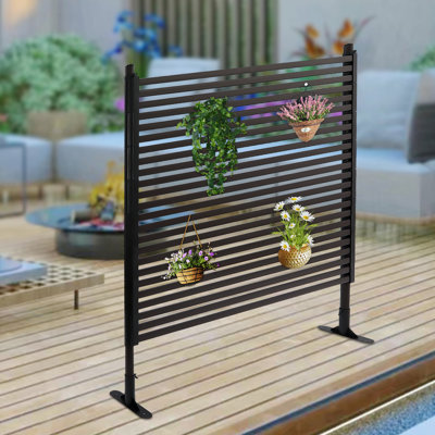Privacy Fence Screen by FRONG