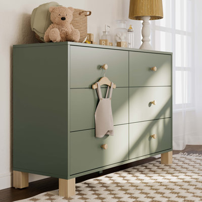 California 6 Drawer Dresser by Storkcraft