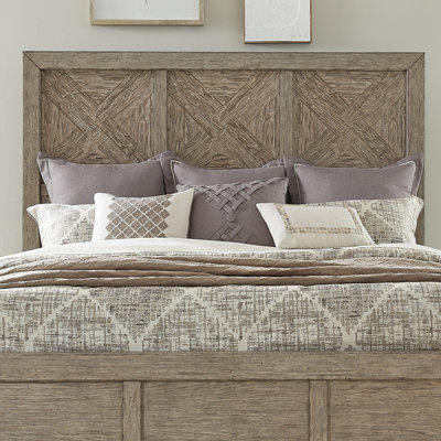 Jazaniah Panel Headboard by Loon Peak