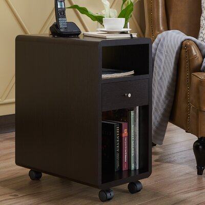 Duyen Contemporary End Table by Latitude Run