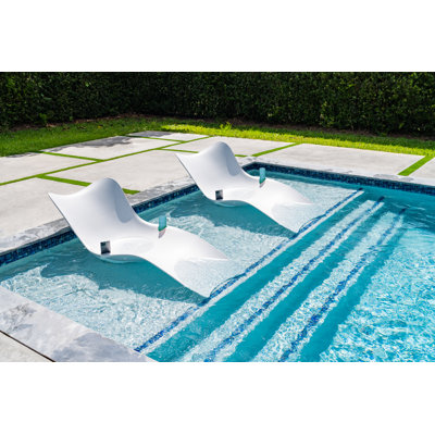Wave Panama Jack Wave In-Pool Chaise Lounger by Panama Jack Outdoor