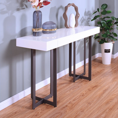 Celetha 47.25" Console Table by Wade Logan