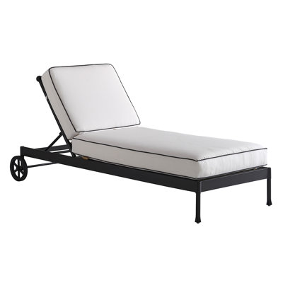 Pavlova Chaise by Tommy Bahama Outdoor