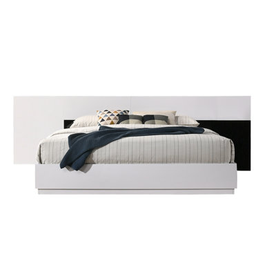 Cuyuna Platform Bed by Wade Logan