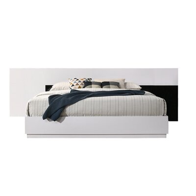 Cuyuna Platform Bed by Wade Logan