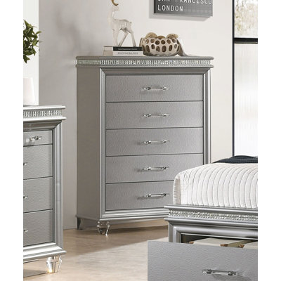 Belliveau 5 Drawer Chest by Willa Arlo Interiors