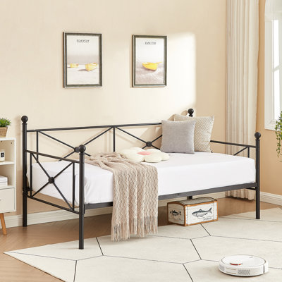 Korecky Twin Daybed by 17 Stories
