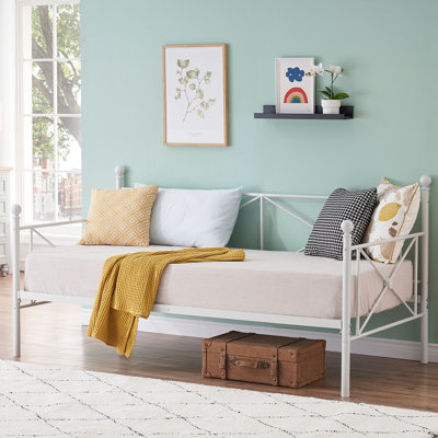 Korecky Twin Daybed by 17 Stories