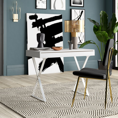 Ewingdale 1 Drawer Desk by Ivy Bronx