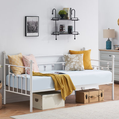Korecky Twin Iron Daybed by 17 Stories