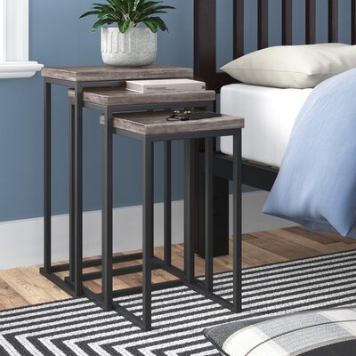 Annete Traditional End Table by 17 Stories