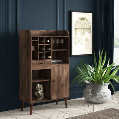 Pryor Bar with Wine Storage