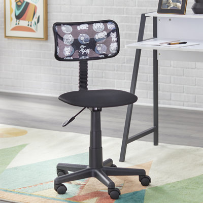 Amari Chair by Isabelle & Max