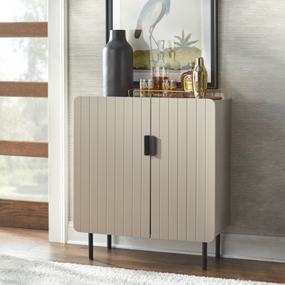 Fulton Channel Front Buffet by Latitude Run