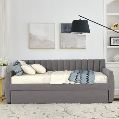 Rachiel Sophisticated Velvet Upholstered Daybed with Trundle by Latitude Run