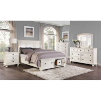 Anahat Cyb Sleigh Bedroom Set 5&2 by Darby Home Co