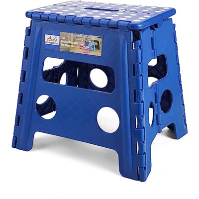 Adetomiwa Step Stool by Isabelle & Max