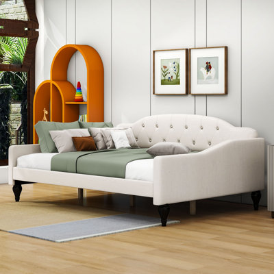 Charin Full Size Upholstered Daybed with Tufted by Alcott Hill