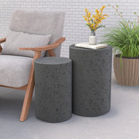 Alyannah Concrete Side Table by Latitude Run