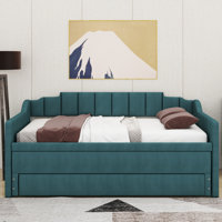 Hedglin Twin Size Upholstered Daybed with Trundle by Latitude Run