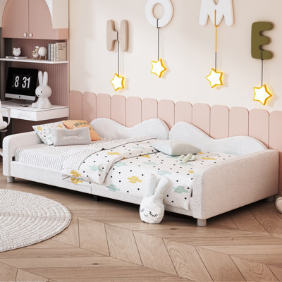 Robun Upholstered Daybed Bed by Winston Porter