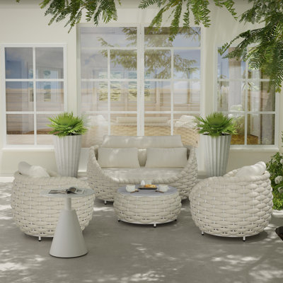 4 Person Olefin Wicker Outdoor Seating Group With Cushions
