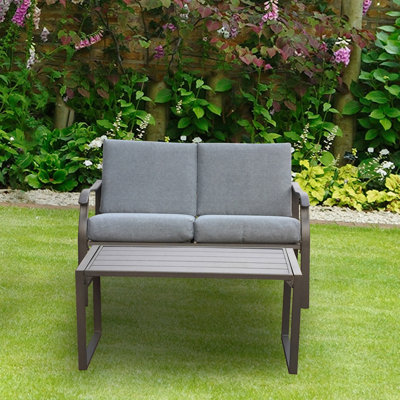 LOVESEAT AND TEAPOY B by Mercer41