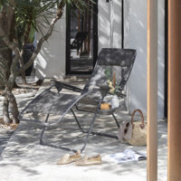 Lafuma Futura Zero Gravity Chair - Outdoor Folding Recliner & Patio Lounger