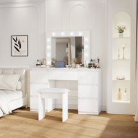 Large White Vanity Tables With Mirror And Light by Ivy Bronx