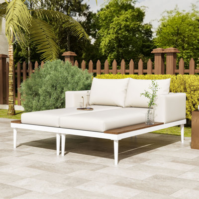 2-in-1 Convertible Outdoor Patio Daybed with Adjustable Feet, Side Space and Washable Cushions