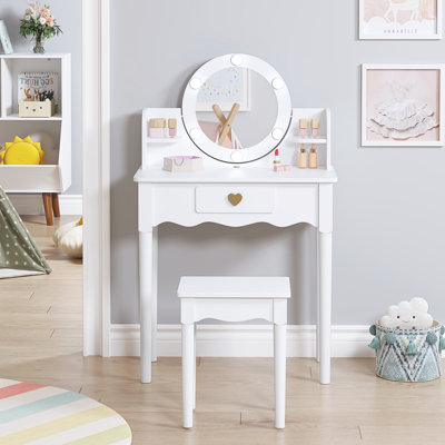 Table by Latitude Run