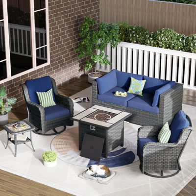 6 Piece Sofa Seating Group with Cushions by XIZZI