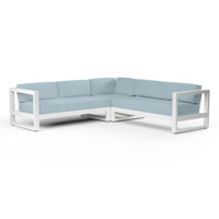 Newport Sectional With Cushions In Cast Silver